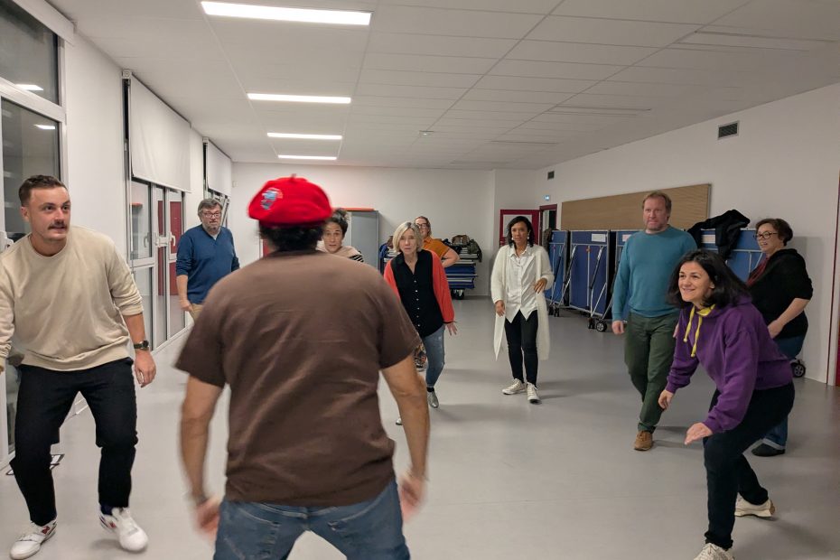 Atelier théâtre d'improvisation L'art du Vertige Les Fondus Aix en Provence